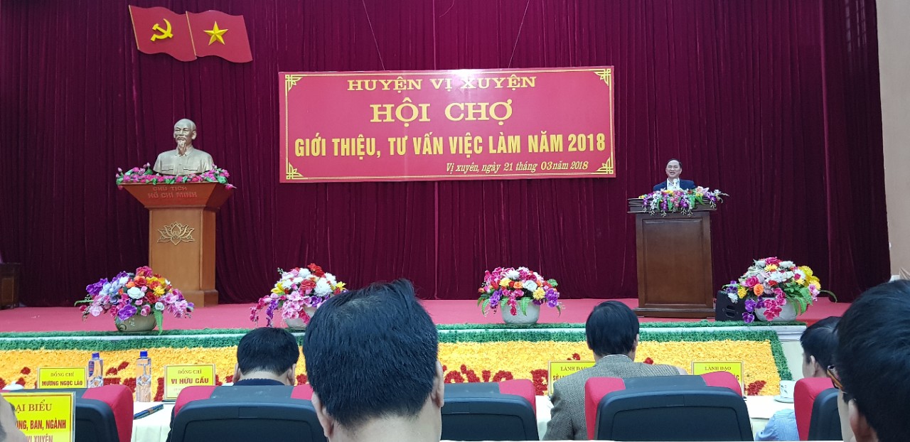 Hơn 1600 cơ hội việc làm tại hội chợ việc làm 2018 huyện Vị Xuyên Hà Giang