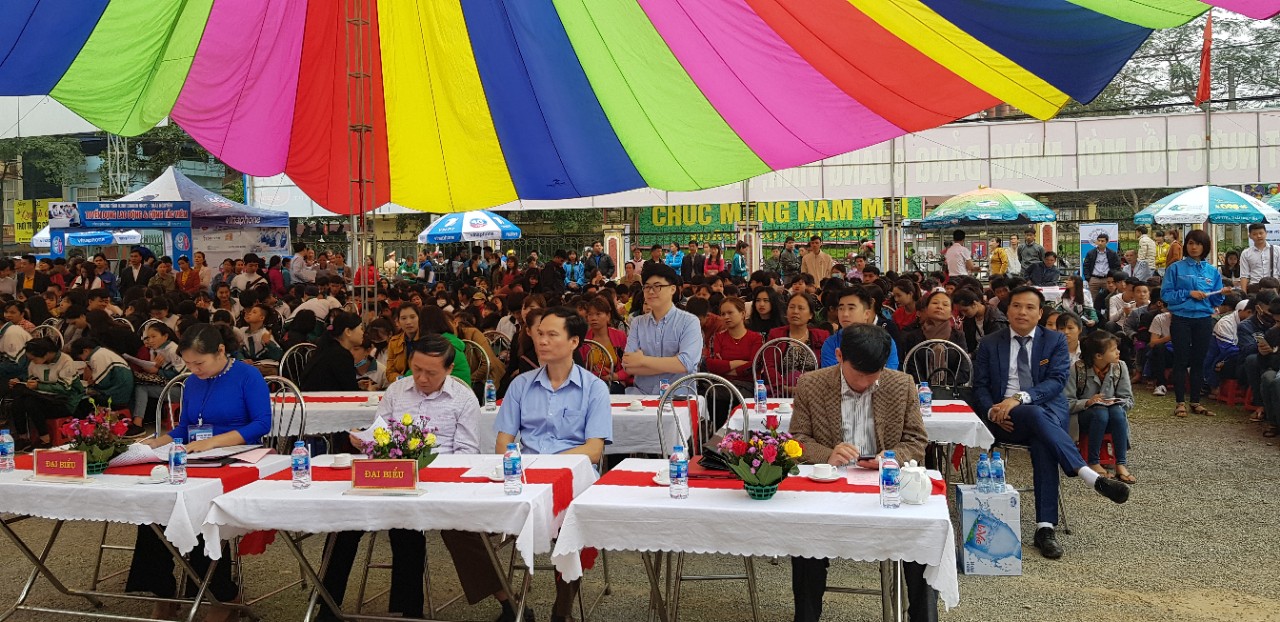 Tưng bừng ngày hội việc làm huyện Phú Lương tỉnh Thái Nguyên